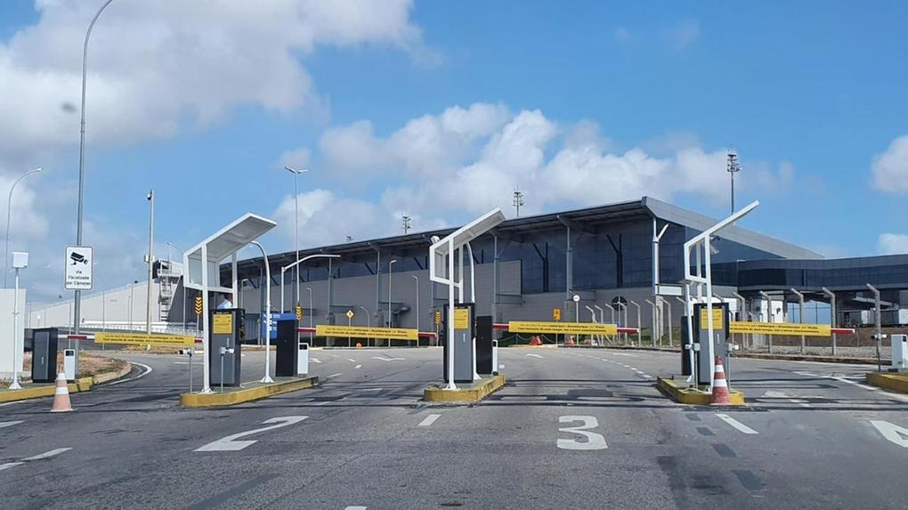 Chancela de estacionamento do aeroporto de Fortaleza