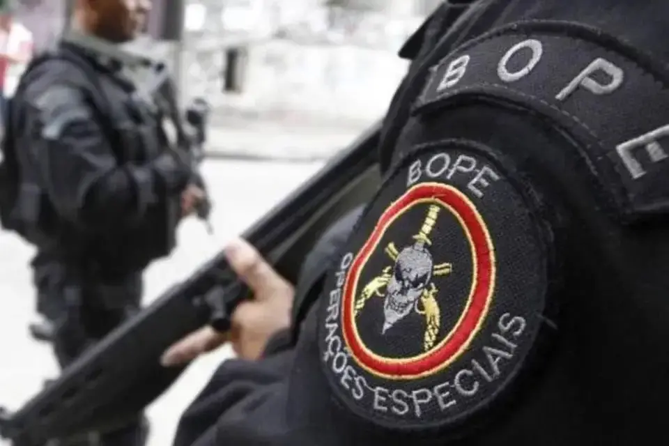 Chefe de uma facção no Ceará é o principal alvo de uma operação do Batalhão de Operações Policiais Especiais (Bope), da Polícia Militar do Rio de Janeiro
