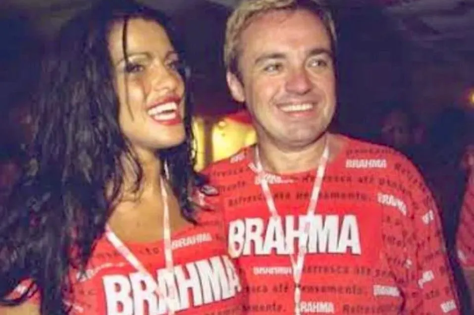 Gugu e Fabiana se relacionaram por quase um ano na época em que ela participava do quadro “Banheira do Gugu”