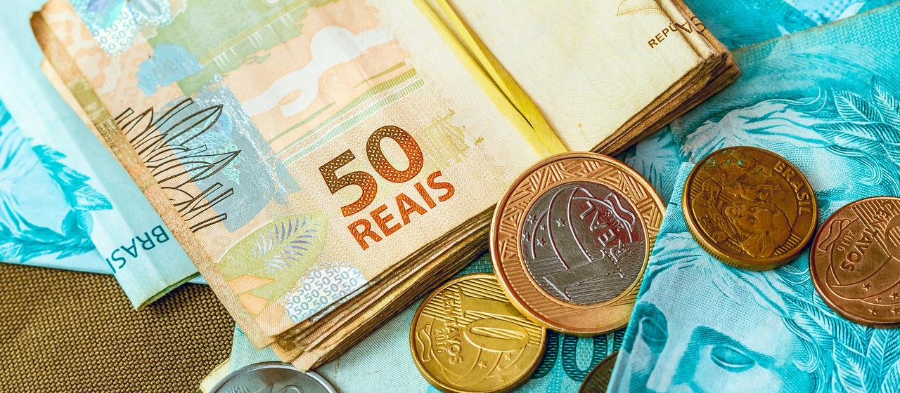 Foto de cédulas do real