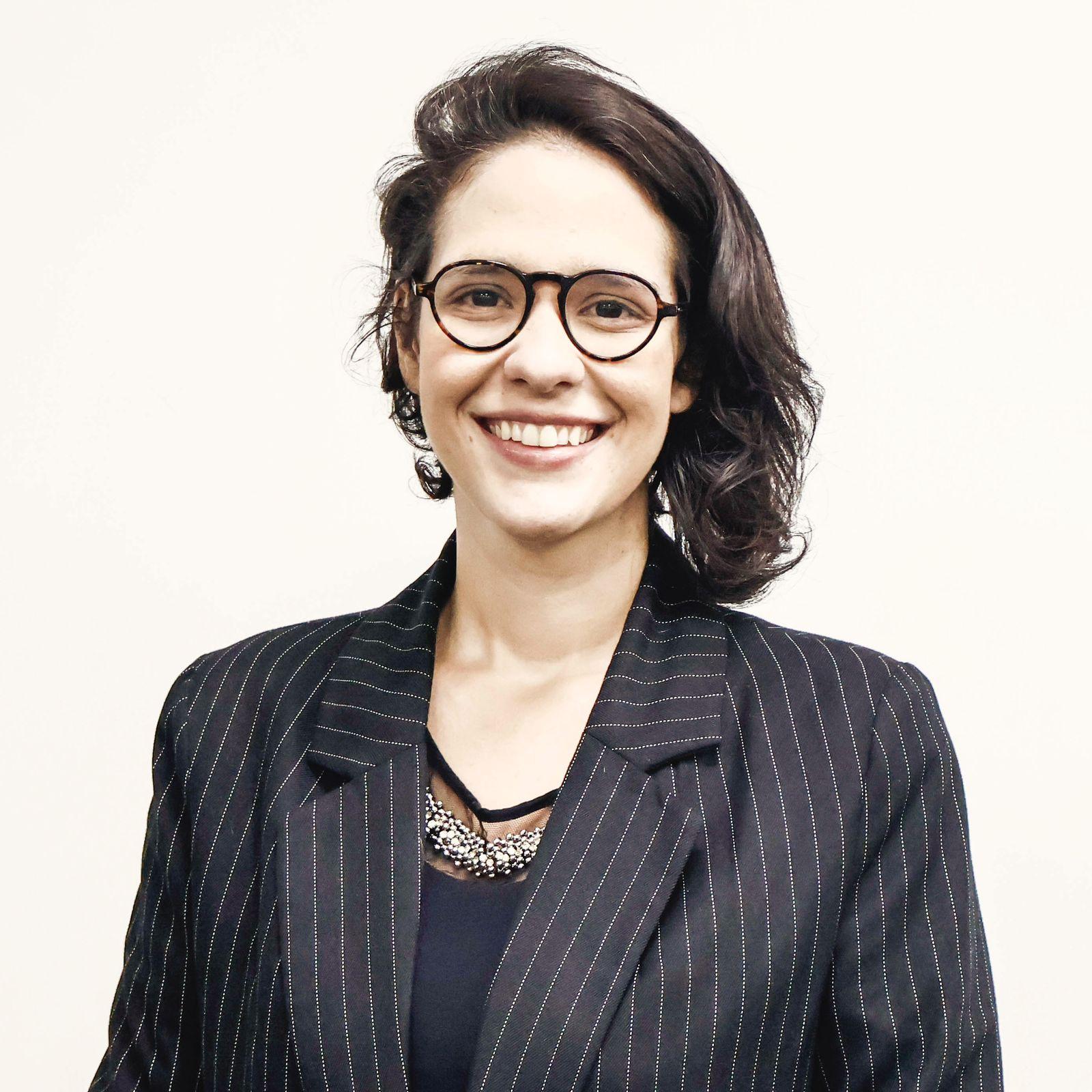 Ivna Costa é presidente da Comissão da Diversidade Sexual e Gênero da OAB-CE