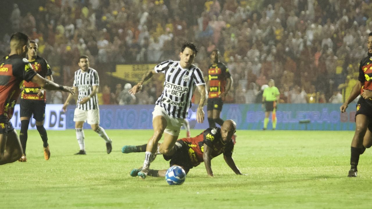 Sport vence o Ceará e vira líder da Série B