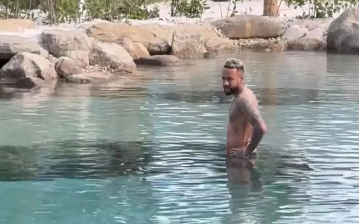 Neymar foi multado por criação de lago artficial em mansão em Mangaratiba