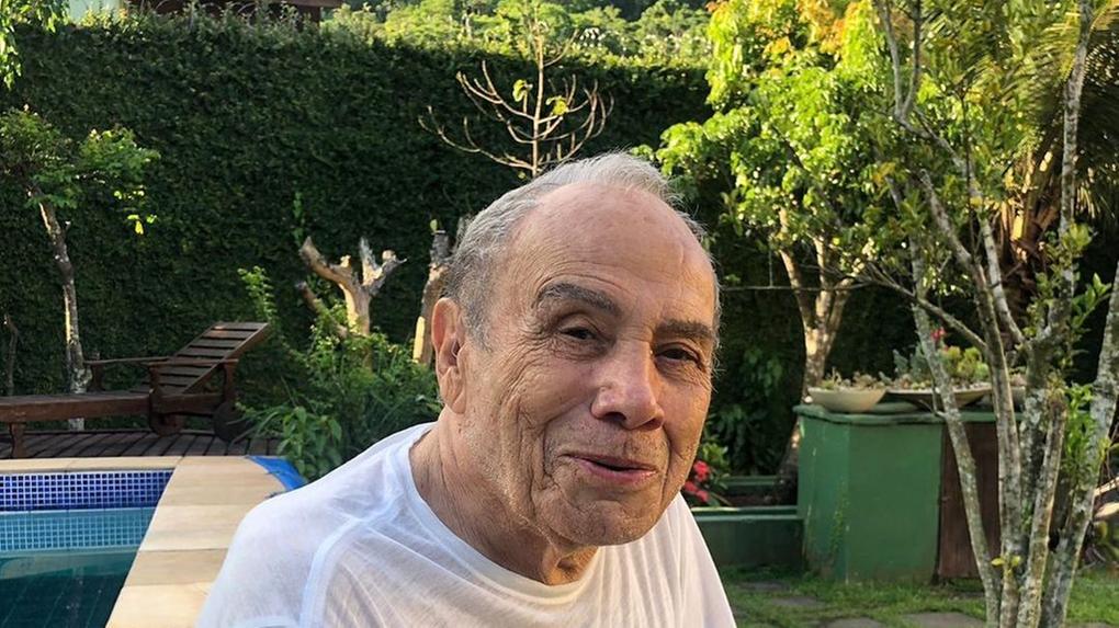 Ator tem 91 anos e está internado desde o último sábado (1º)