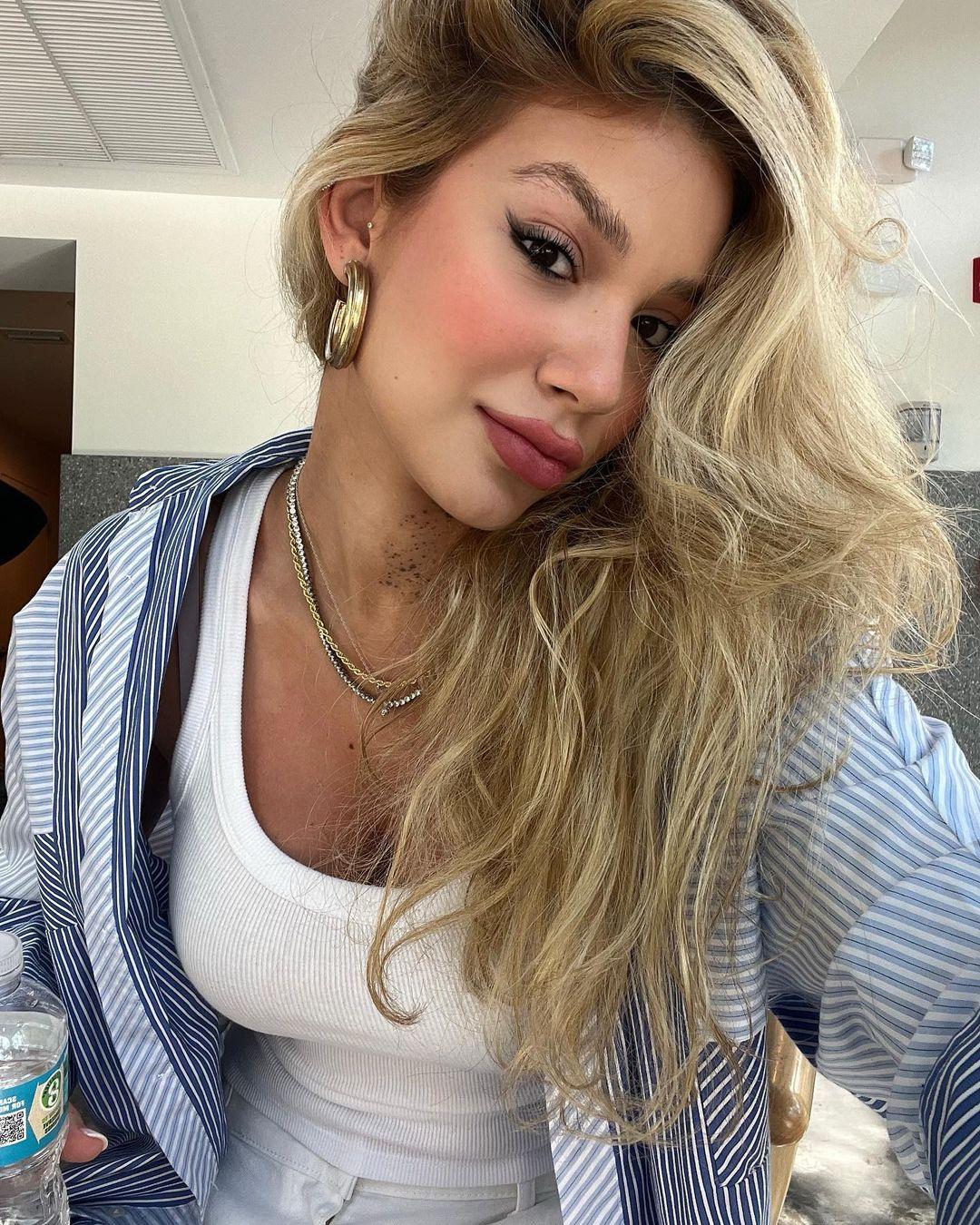 selfie de bruna santana