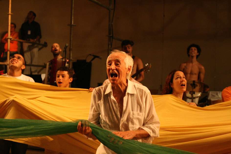 Zé Celso e Teatro Oficina marcaram o Tropicalismo com peças que