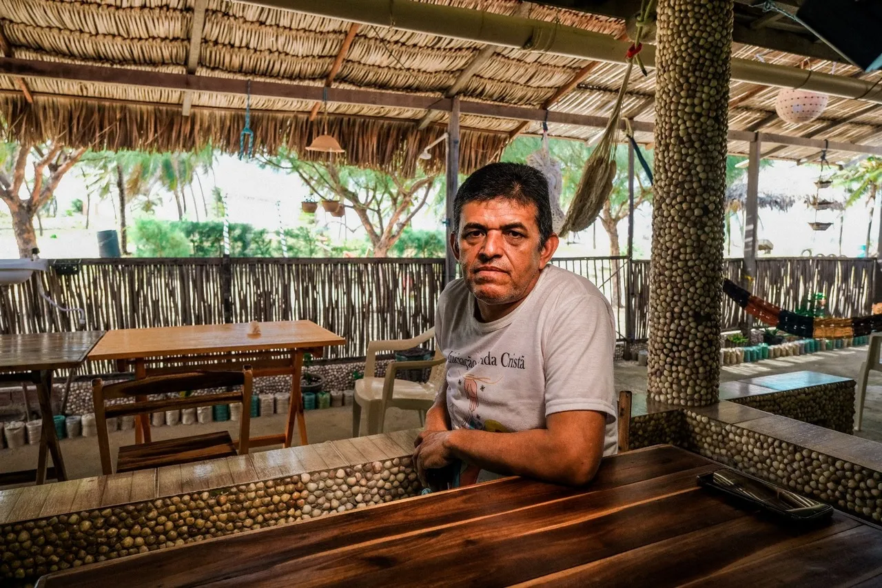Antonio Carlos é nativo do Canto Verde e recebe visitantes em quartos 