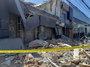 desabamento de prédio comercial em Recife