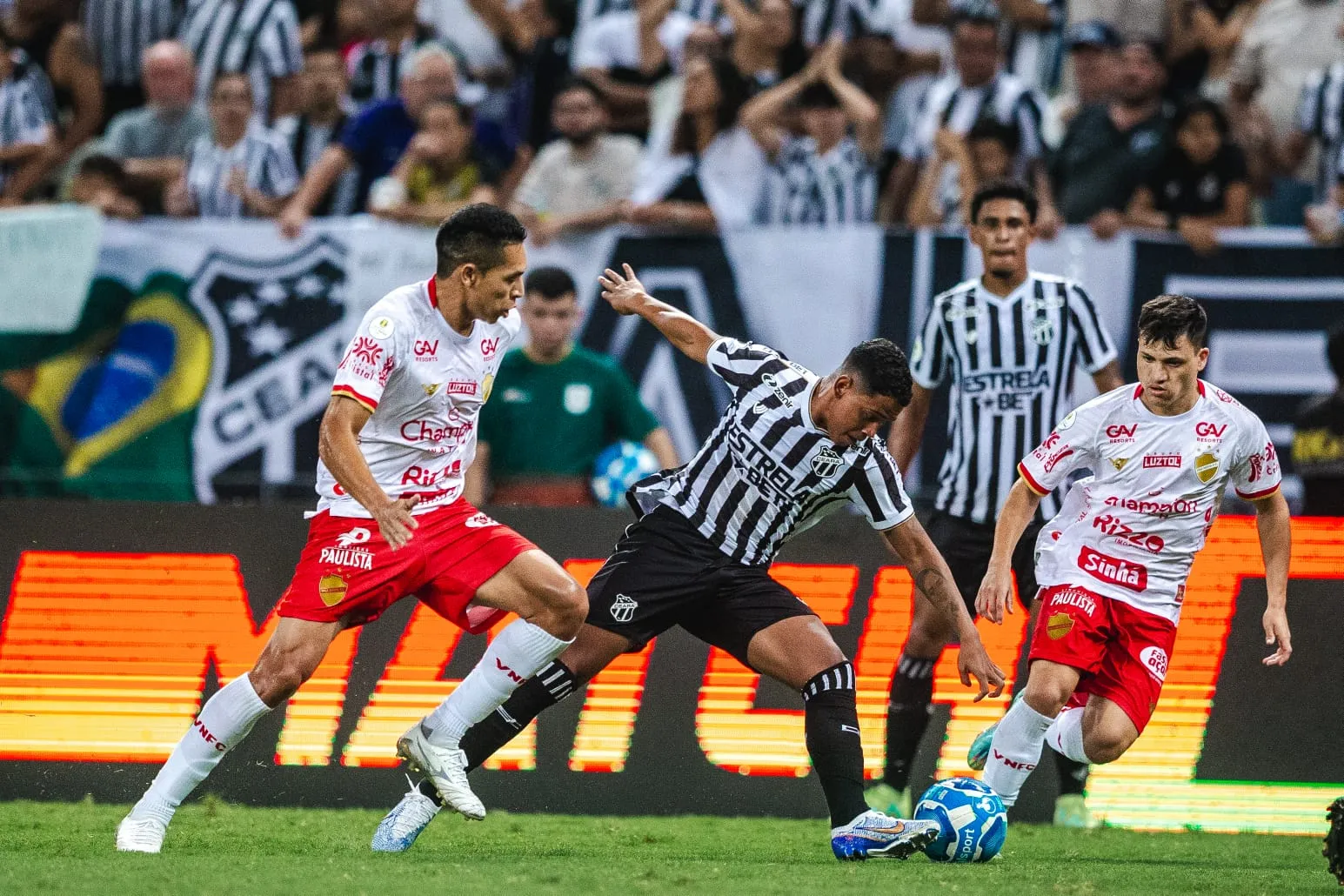 Pedrinho foi lançado por Guto na segunda etapa para tentar mudar a dinâmica do jogo.