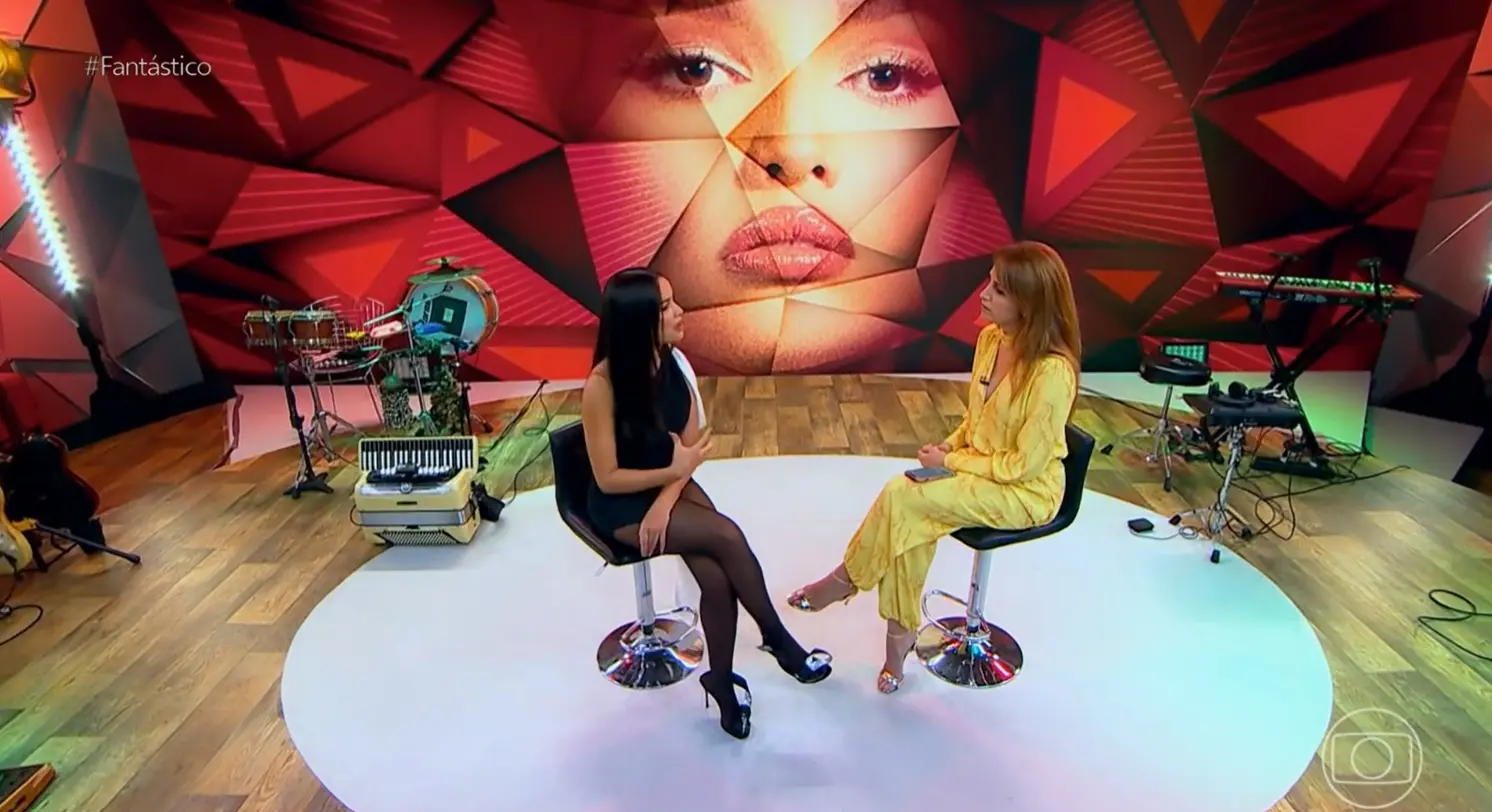 Juliette em entrevista no Fantástico