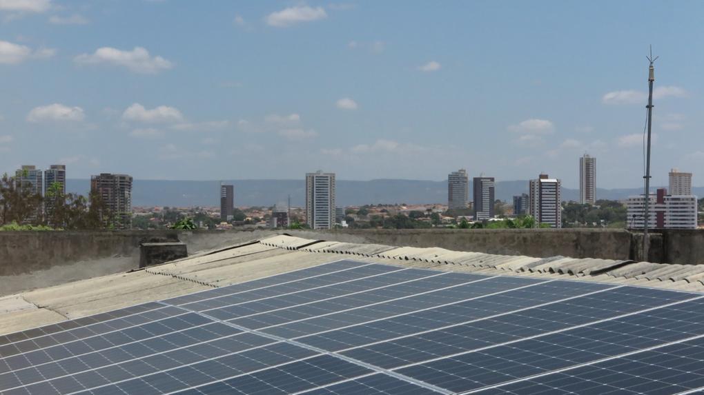 Financiamento para energia solar no Brasil aumenta quase 80% em