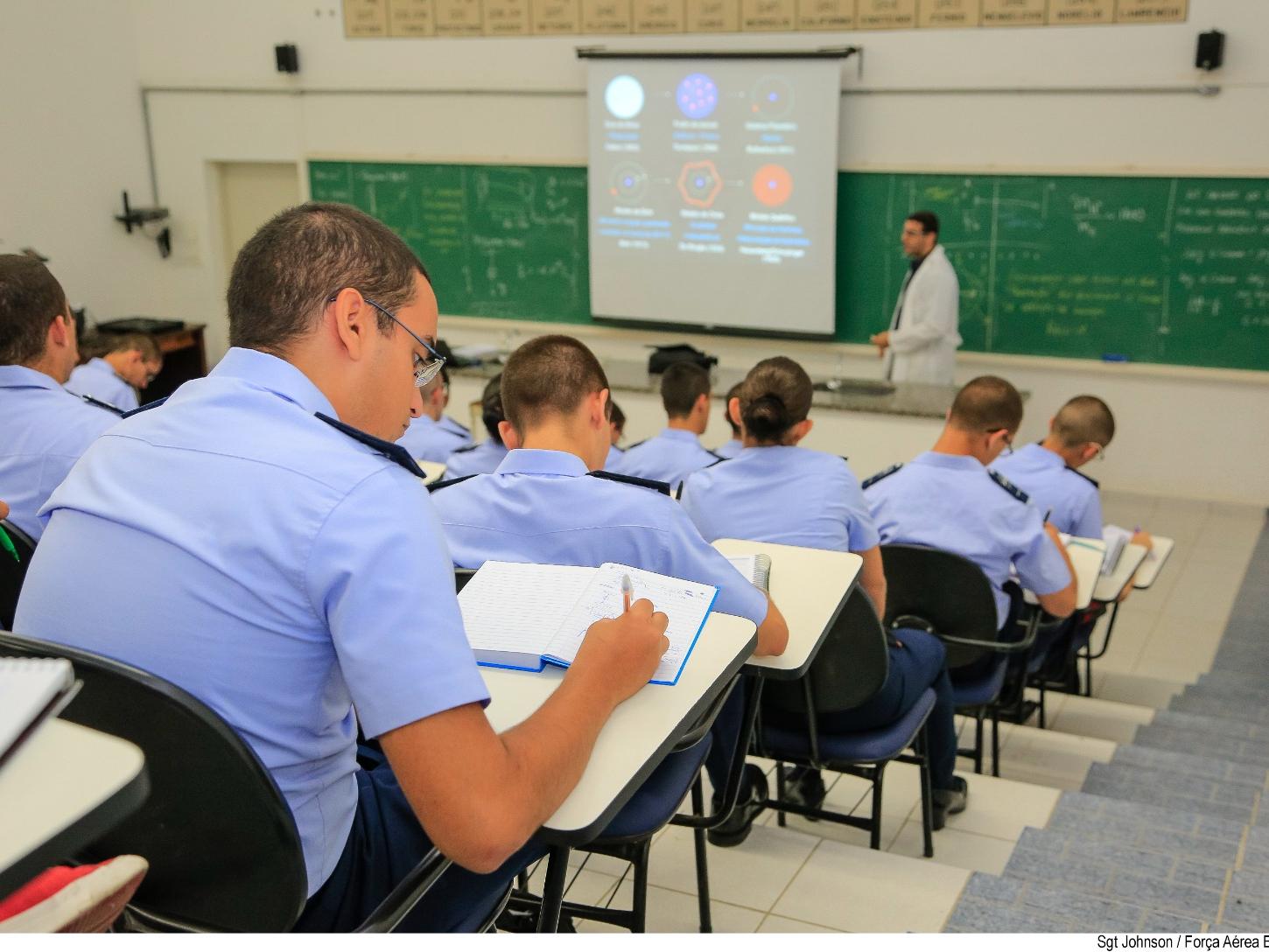 Estudante do IFF Maricá conquista medalha de prata em circuito escolar de  xadrez — Portal IFFluminense