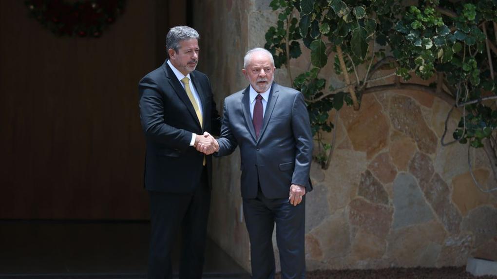 Lula e Lira se encontram pela primeira vez após o resultado das eleições de 2022