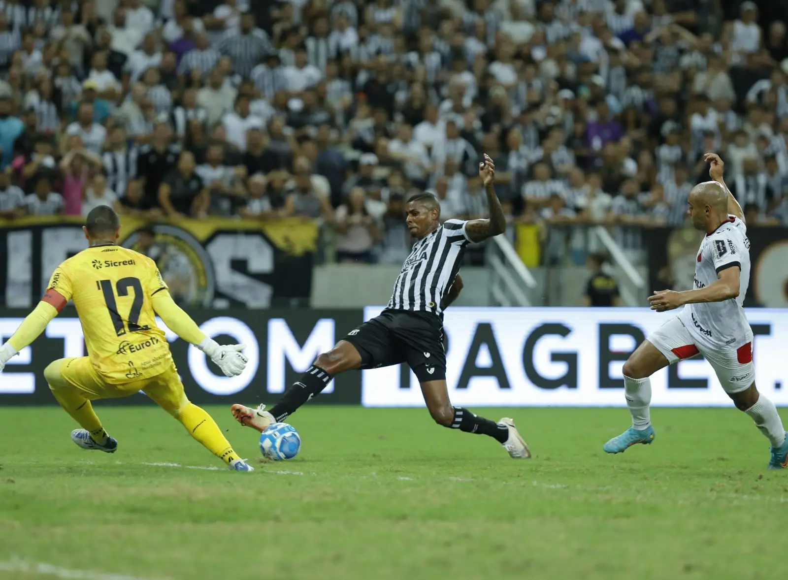 Ceará empatou em 1 a 1 com o Ituano