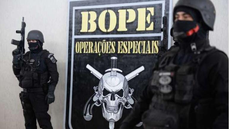 Uma equipe do Batalhão de Operações Policiais Especiais (Bope), da Polícia Militar do Ceará (PMCE), foi deslocada para Santa Quitéria, para realizar a apreensão da granada