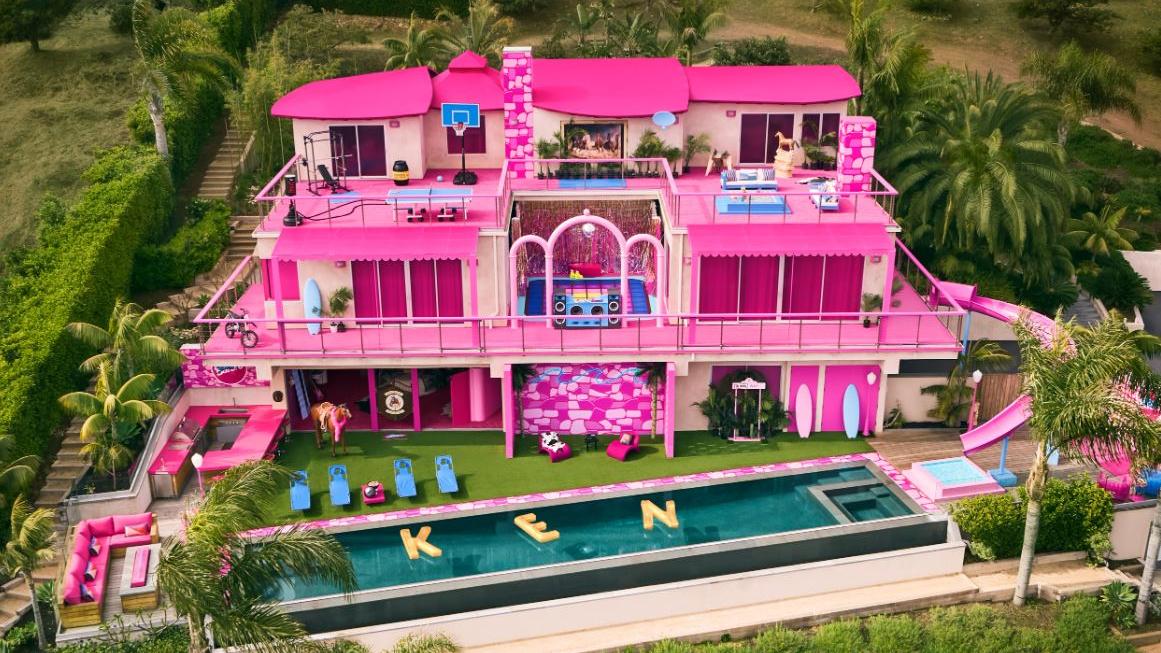 O que significa 'Mojo Dojo Casa House'? Entenda o termo do filme da  'Barbie' que viralizou nas redes - Mylena Gadelha - Diário do Nordeste