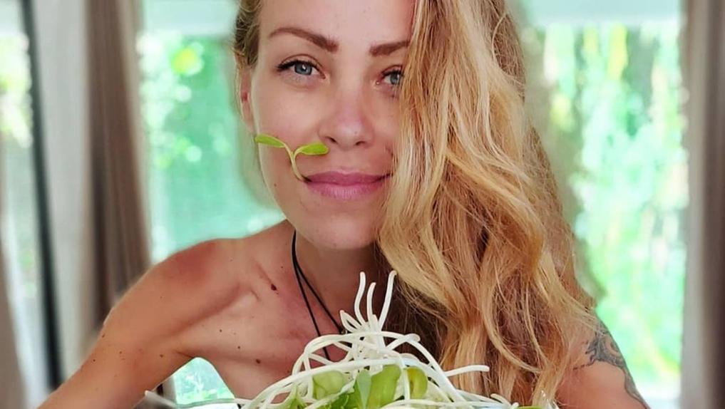 Influenciadora russa vegana Zhanna Samsonova