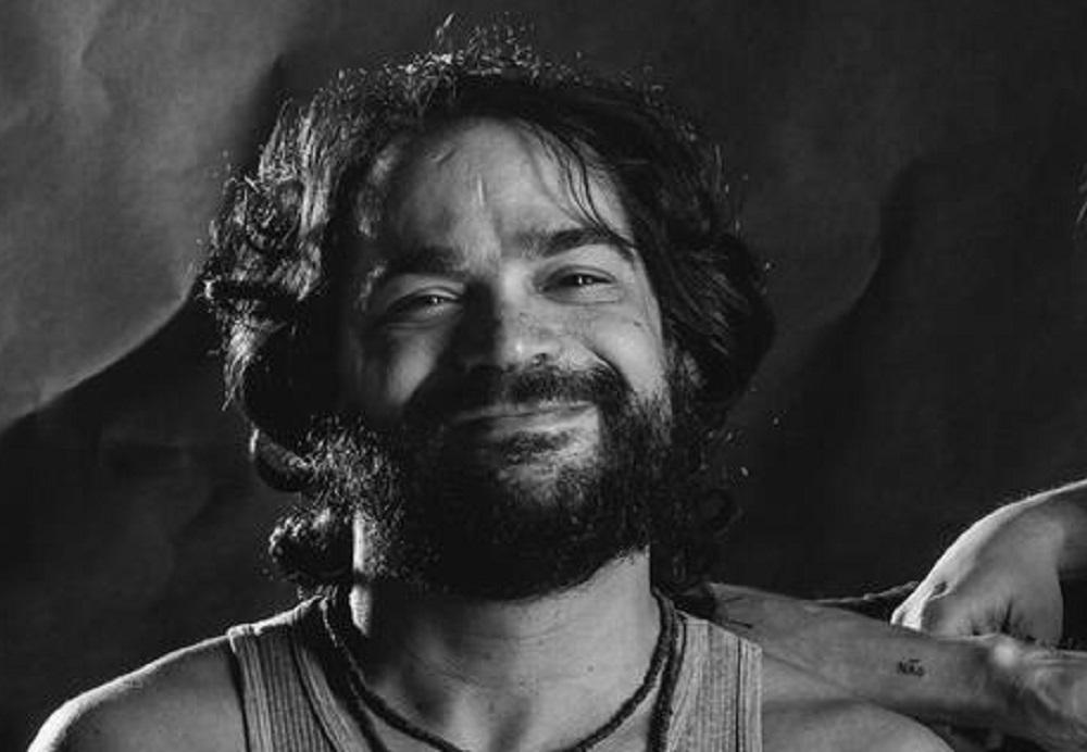 Morre ator cearense Rogério Mesquita, fundador do grupo Bagaceira de Teatro - Verso - Diário do Nordeste