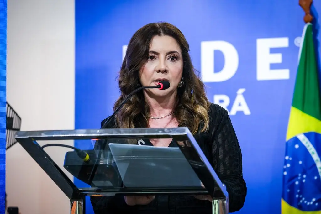 Emília Buarque, Lide Ceará