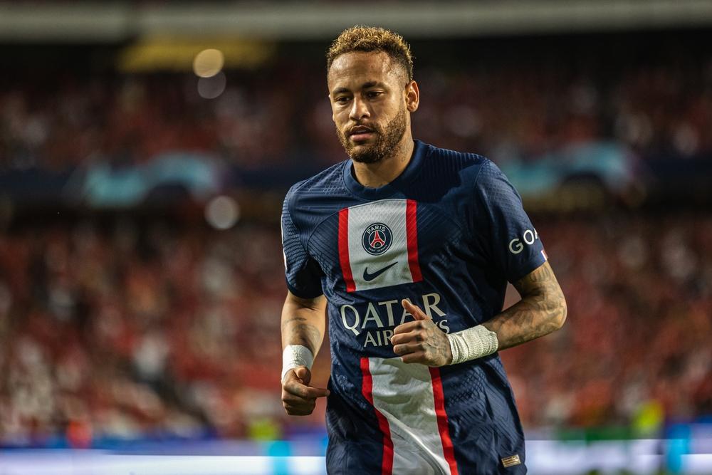 Neymar fora do PSG? Jornal afirma que clube não conta mais com o jogador