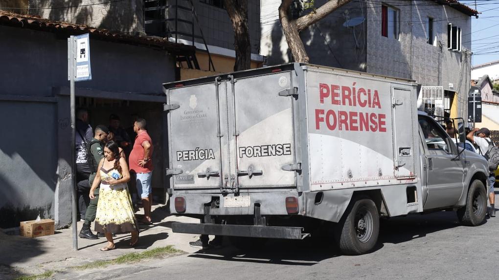 A Perícia Forense do Ceará foi acionada para recolher o corpo da criança