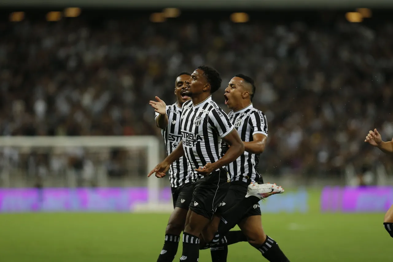 Saulo Mineiro é um dos reforços do Ceará para a reta final da Série B e já foi titular nos últimos 2 jogos