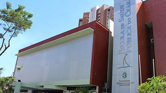 Fachada da Escola de Saúde Pública do Ceará