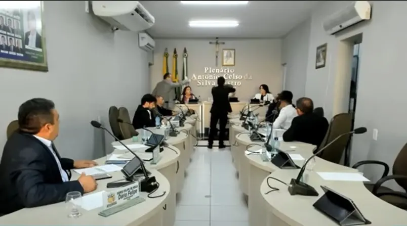 Câmara Acopiara, comissão processante, cassação, Antônio Almeida Neto