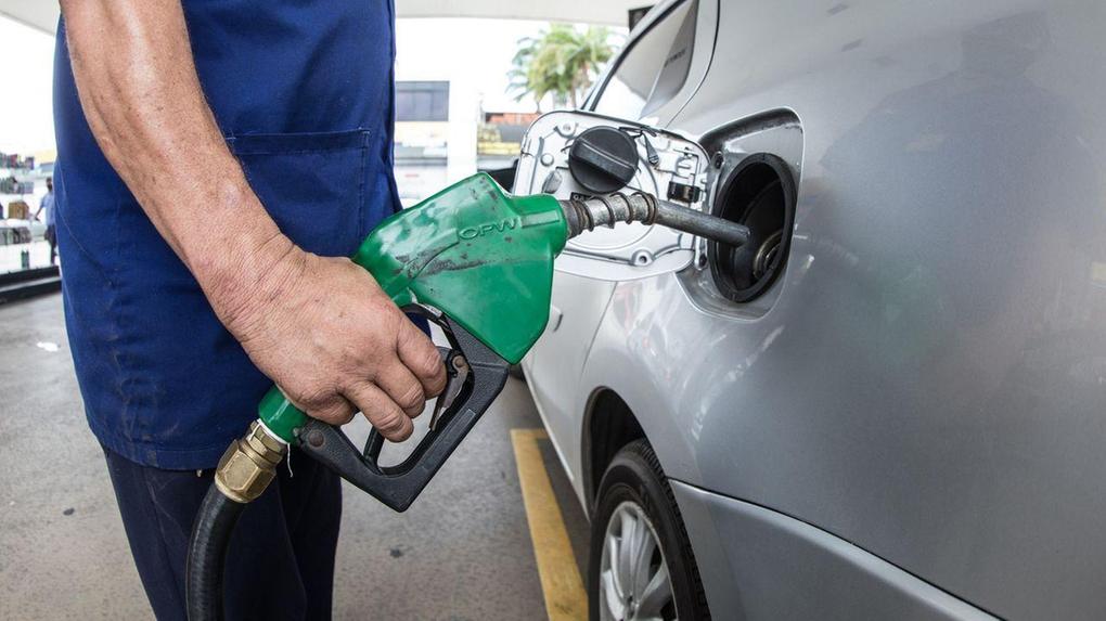 Entre a semana anterior e a última, o preço médio da gasolina comum no Ceará aumentou 20 centavos