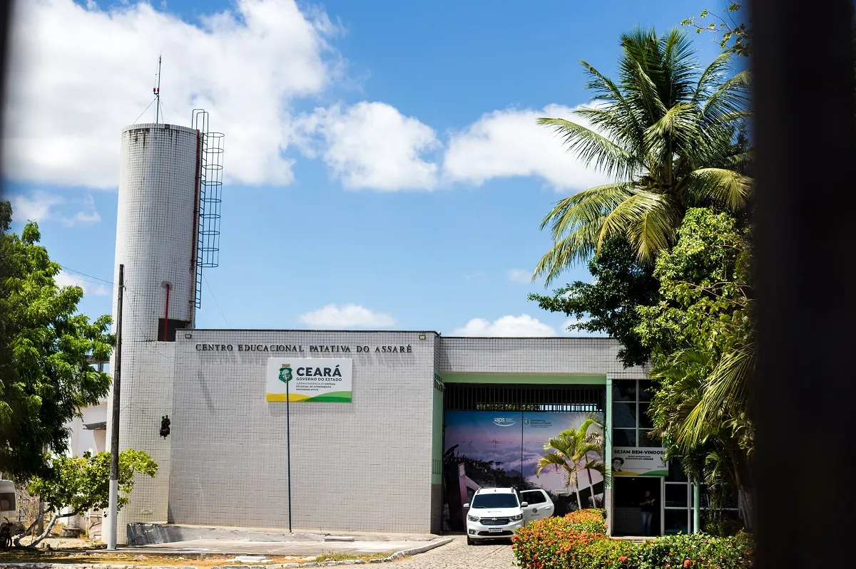 No Centro Socioeducativo Patativa do Assaré, dos 59 jovens no local à época do mutirão do TRE-CE em julho, 30 fizeram o alistamento eleitoral. O número contemplou todos que ainda não tinham título de eleitor na ocasião, conforme o diretor da unidade