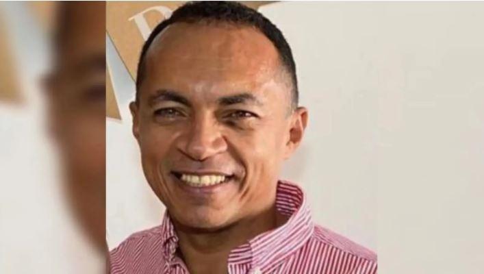 Servidor Público Ademar Silva