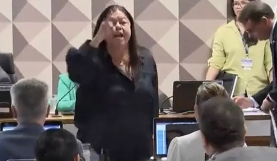 Laura Carneiro discute com Marco Feliciano