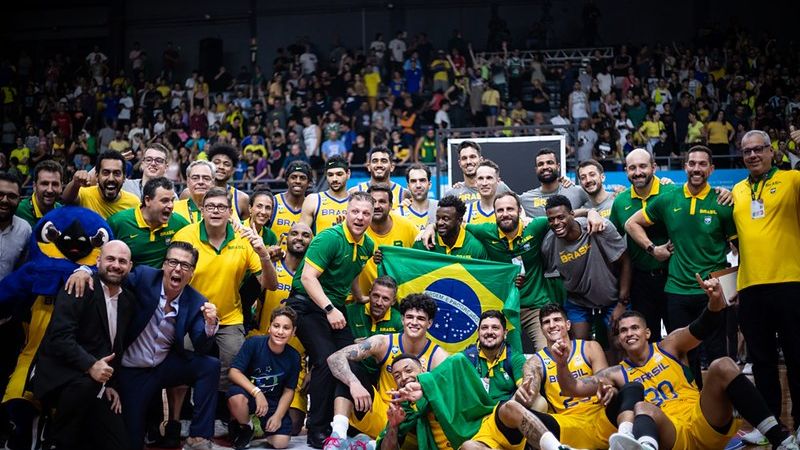 Basquete brasileiro busca vaga olímpica em difícil missão na Croácia -  28/06/2021 - Esporte - Folha