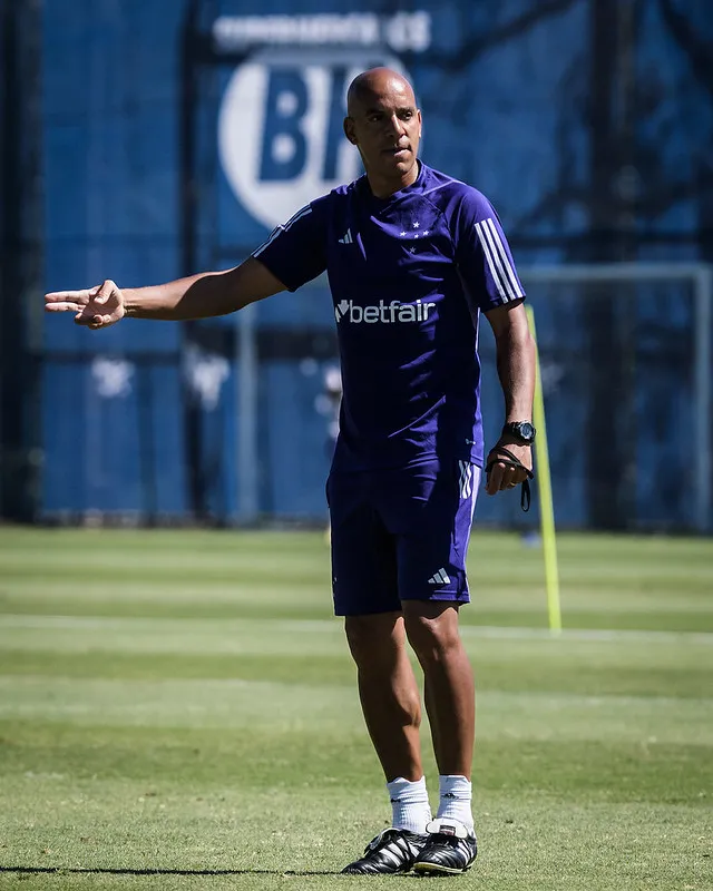 Pepa é mais um do técnicos da legião portuguesa que trabalham no futebol brasileiro.