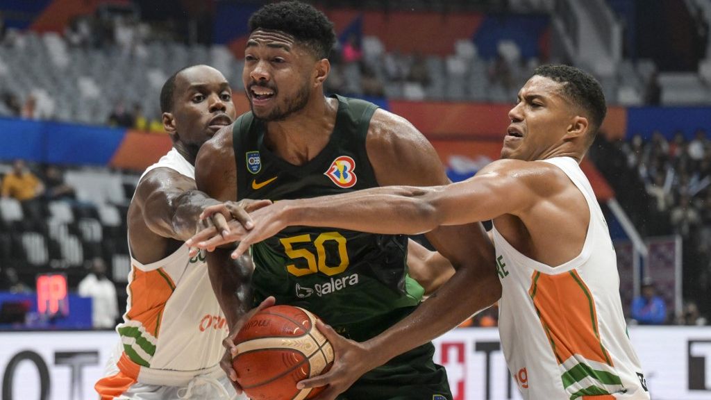 Seleção masculina de basquete vence Costa do Marfim de garante vaga na  próxima fase do Mundial - Jogada - Diário do Nordeste