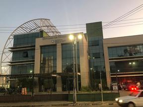 fachada da DHPP, em Fortaleza