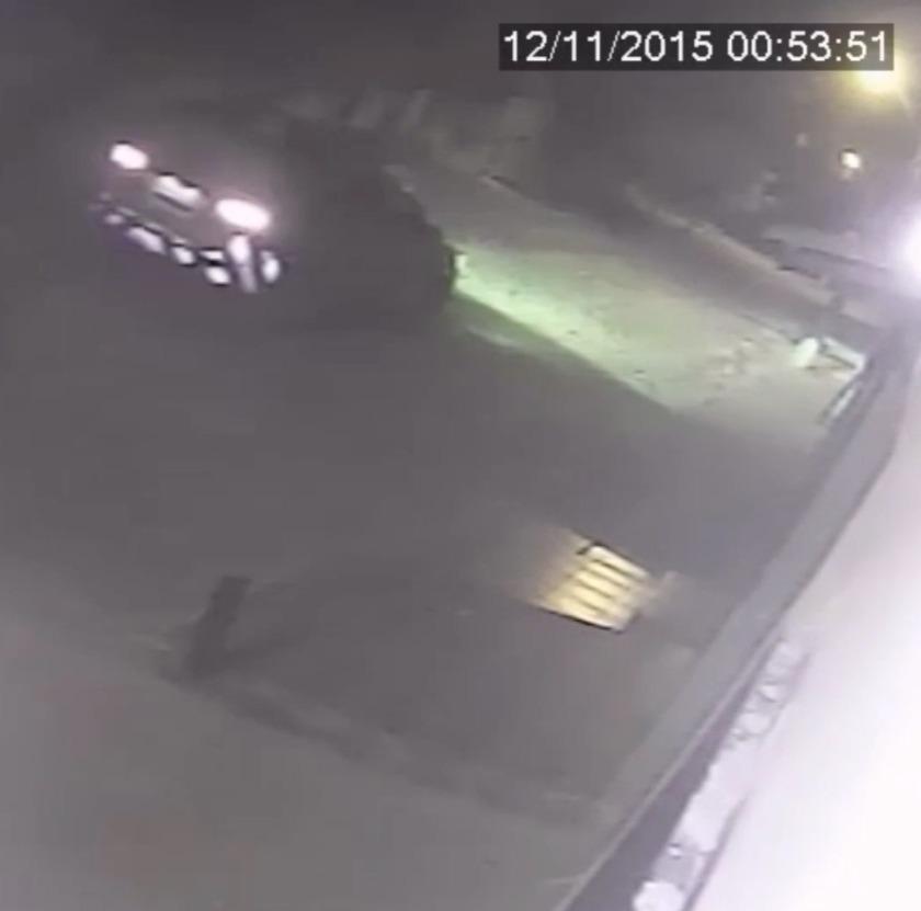 VIATURA DA POLÍCIA MILITAR PASSANDO EM RUA DO CURIÓ