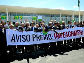 Foto de Políticos pedindo impeachment