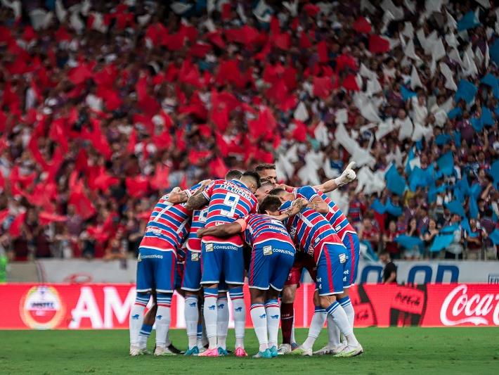 João Ricardo pede distinção em série de duelos contra o Corinthians: 'são  competições diferentes' - Jogada - Diário do Nordeste