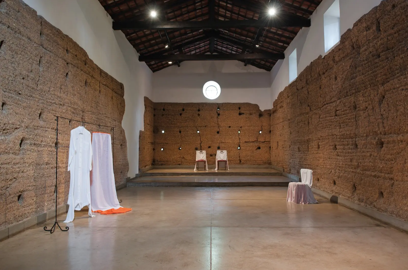 “Instalação sobre duas figuras” (1993)