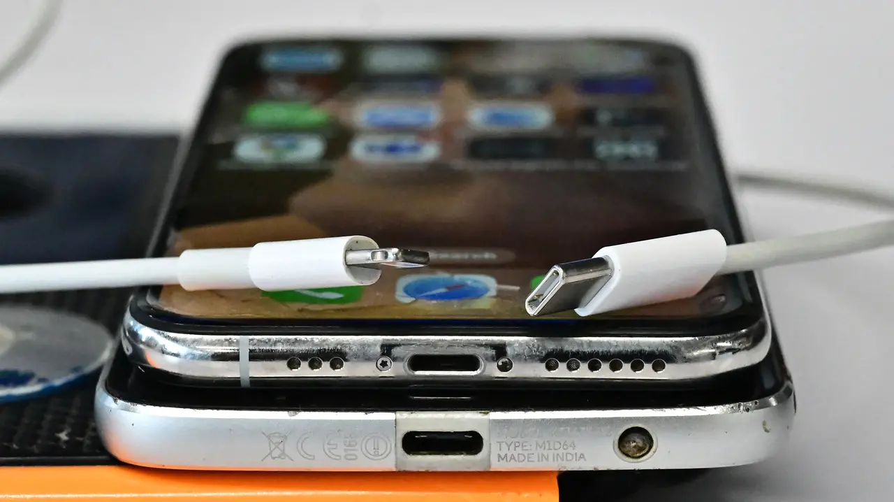 iPhone com entrada USB-C