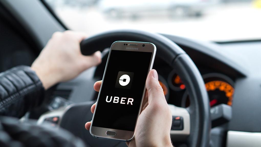 Motorista Uber. Presidente de sindicato cearense acredita que decisão que obriga Uber a contratar motoristas deve reduzir remuneração de colaboradores