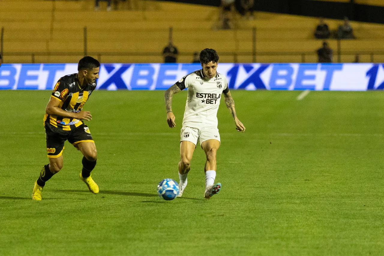 O Ceará fez uma 1ª etapa de jogo apática e foi goleado