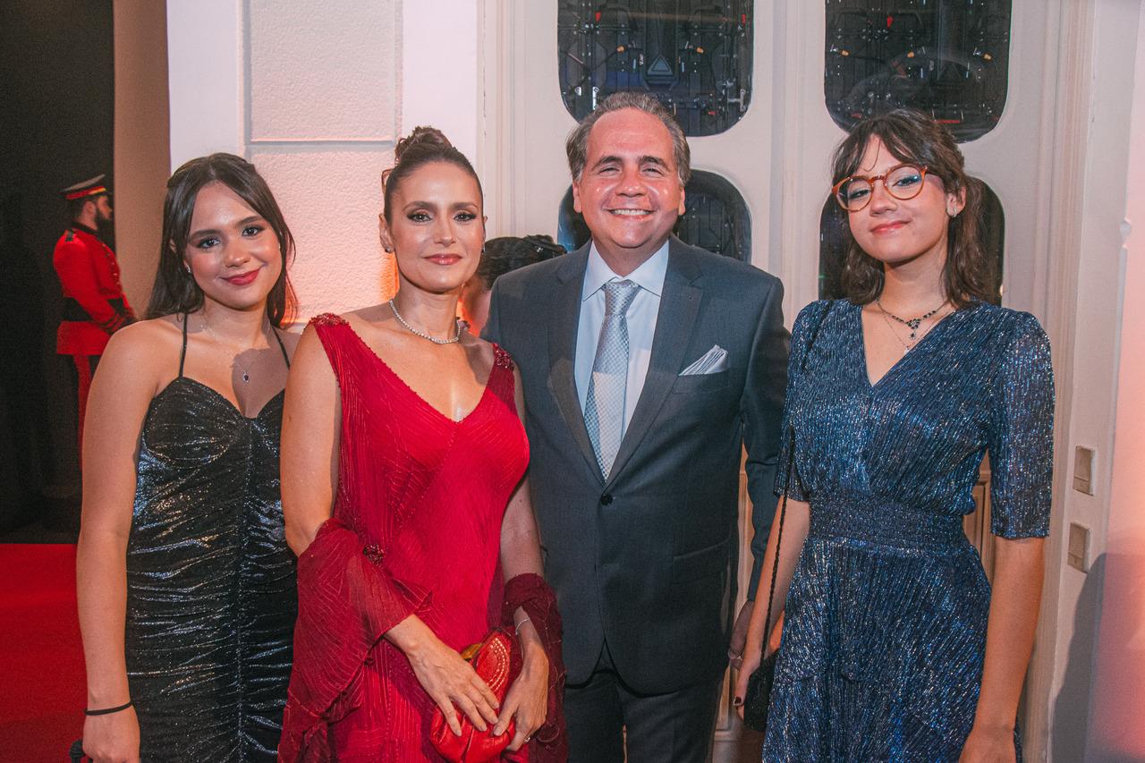 Maria, Manoela Queiroz, Ricardo e Sara Bacelar no Troféu Sereia de Ouro 2023