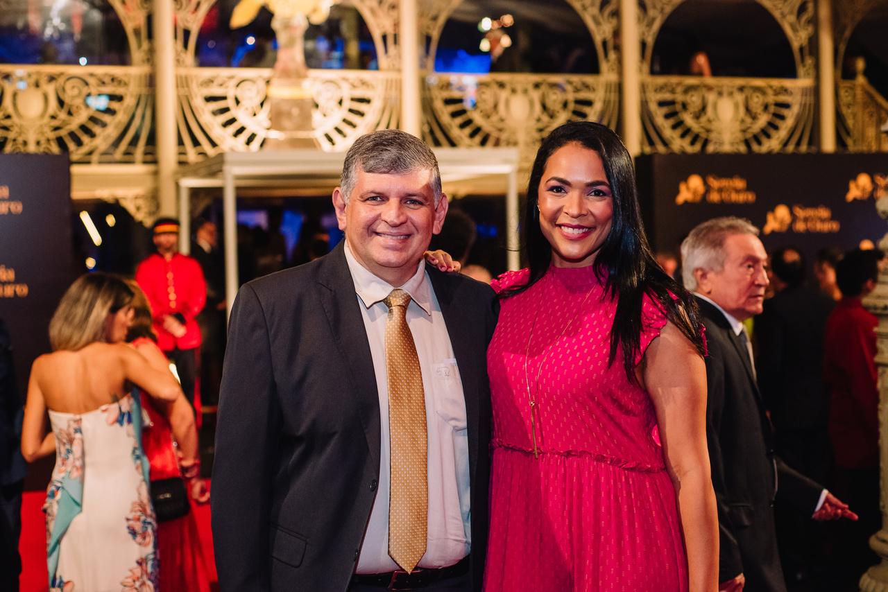 Paulo e Jaqueline Nobrega no Troféu Sereia de Ouro 2023