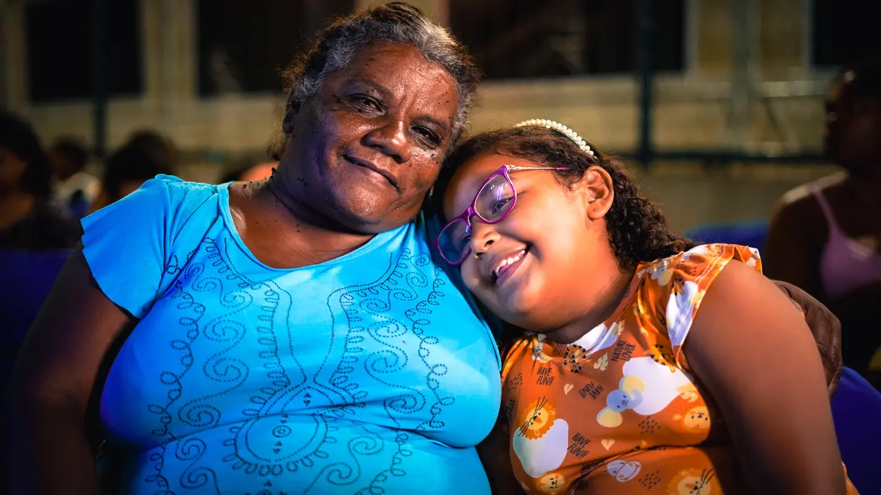 Kauanny Alcântara tem 8 anos e a avó, a dona de casa Expedita Lopes da Silva, de 53 anos, foram ao cinema