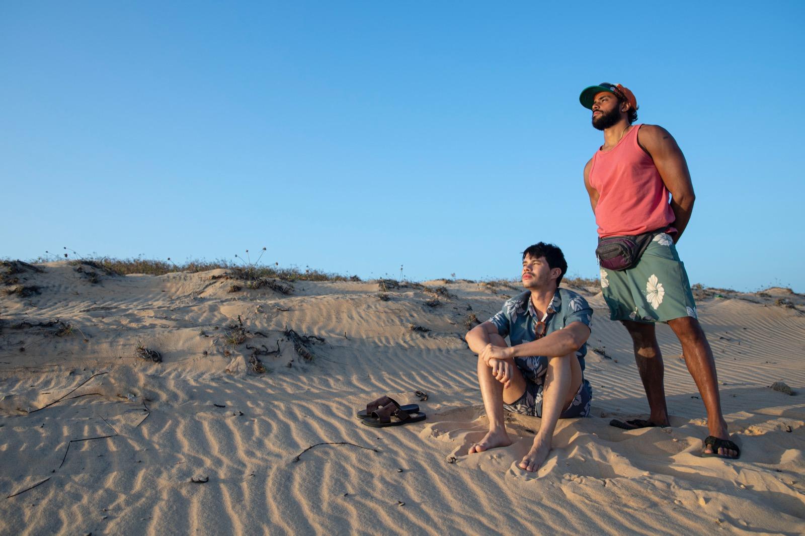 Litoral cearense marca reencontro de Lucas (Vinicius Teixeira) e Felipe (Gabriel Fuentes)