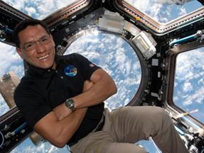 Frank Rubio, astronauta da Nasa, em missão a bordo do Soyuz MS-22