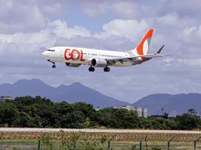 Avião da Gol pousando no Aeroporto de Fortaleza