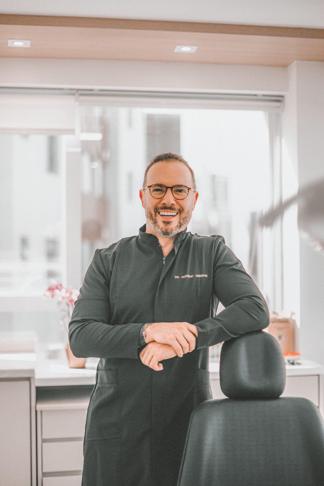 Rodrigo Amadori é dentista
